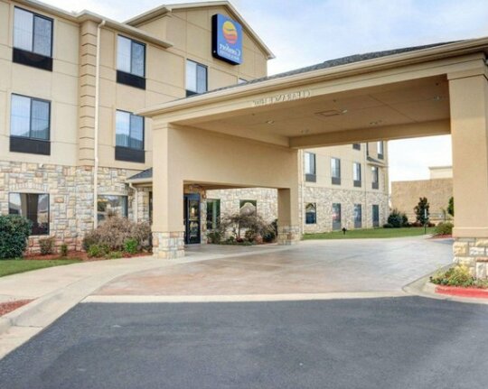 Comfort Inn & Suites Russellville I-40 - Photo2