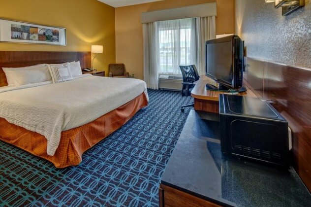 Fairfield Inn & Suites by Marriott Russellville - Photo4