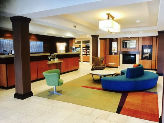 Fairfield Inn and Suites Sacramento Airport Natomas - Photo3