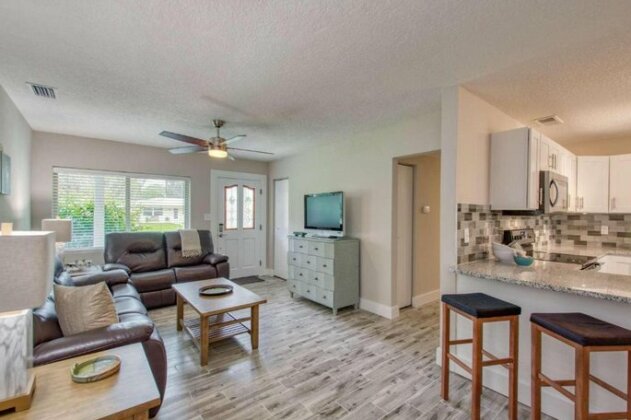 28 Solano - Photo4