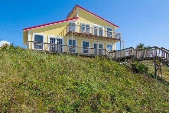 Casa Pelicanos Beach House by Vacation Rental Pros