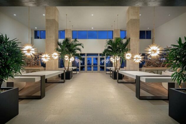 Embassy Suites St Augustine Beach Oceanfront Resort - Photo4