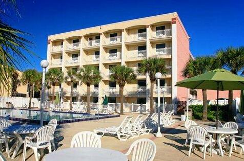 Guy Harvey Resort on Saint Augustine Beach - Photo5