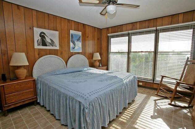 Ocean's Edge by Vacation Rental Pros - Photo5