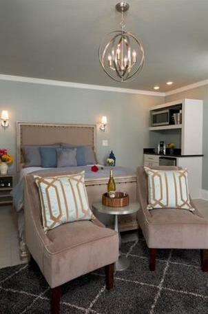 Saltwater by Beachcomber on Vilano - Photo2