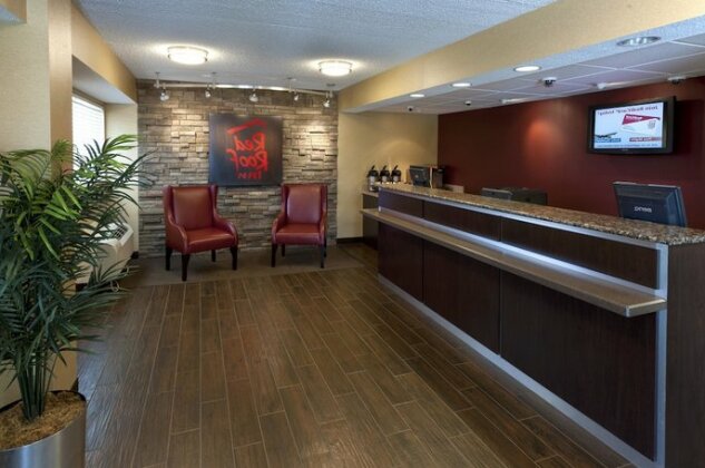 Red Roof Inn St Louis - St Charles - Photo3