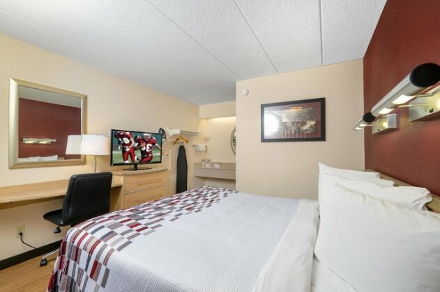 Red Roof Inn St Louis - St Charles - Photo5