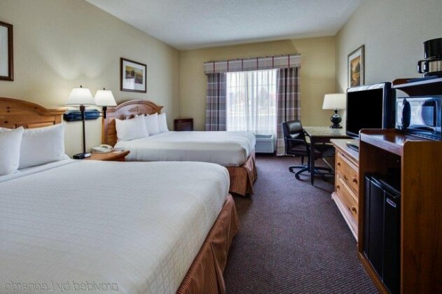 Holiday Inn Express & Suites Chicago West - St Charles - Photo4
