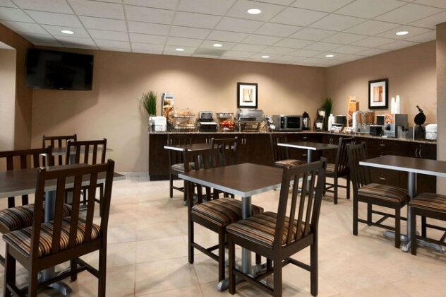 Microtel Inn & Suites - St Clairsville - Photo4
