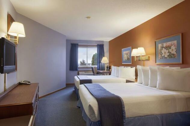 Travelodge by Wyndham Motel of St Cloud - Photo4