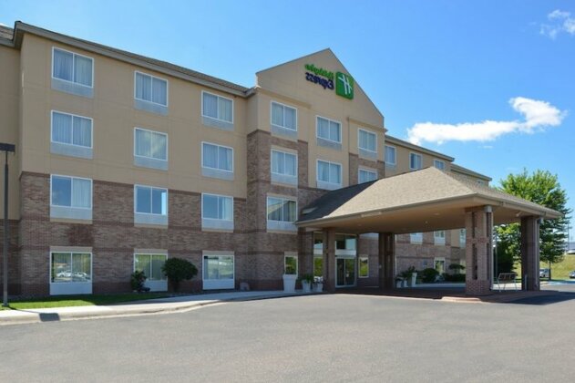 Holiday Inn Express & Suites St Croix Valley - Photo2
