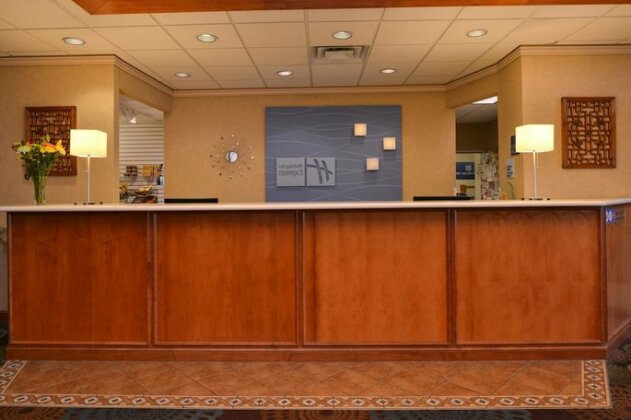 Holiday Inn Express & Suites St Croix Valley - Photo4