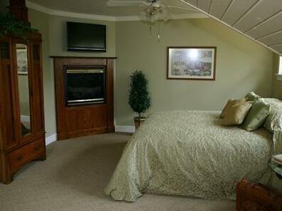 The Chestnut House Bed And Breakfast - Photo3