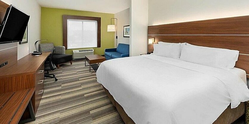 Holiday Inn Express & Suites St Louis - Chesterfield