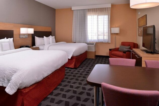 TownePlace Suites by Marriott St Louis Chesterfield - Photo3