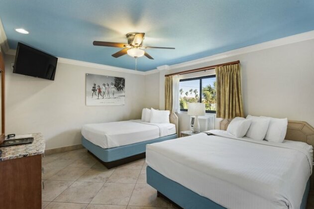 Plaza Beach Hotel - Beachfront Resort - Photo3