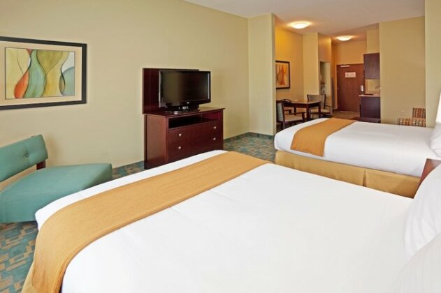 Holiday Inn Express Hotel & Suites Salem - Photo4