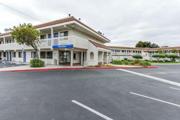 Motel 6 Salinas North - Monterey Area - Photo3