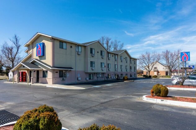 Motel 6 Salisbury - Photo3