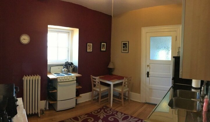 1 Br Apartment In Historic District - Photo5