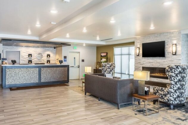 Comfort Inn & Suites Salt Lake City Airport - Photo4