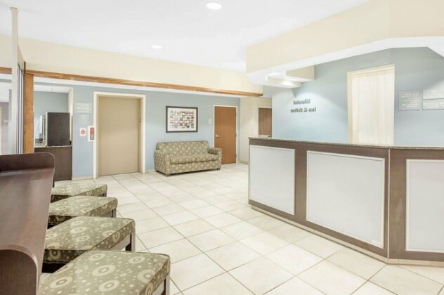 Microtel Inn and Suites San Angelo - Photo2