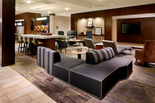 Courtyard by Marriott San Antonio Six Flags at The Rim - Photo2