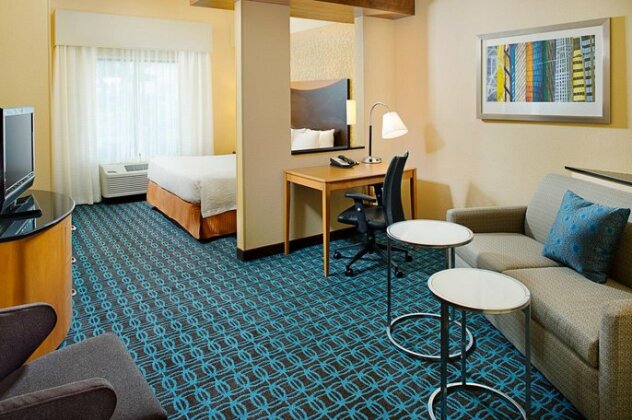 Fairfield Inn & Suites by Marriott San Antonio SeaWorld / Westover Hills - Photo2