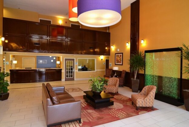 Holiday Inn Express Hotel & Suites San Antonio-Airport North - Photo4