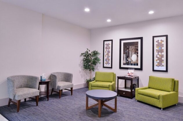 Holiday Inn Express & Suites San Antonio NW-Medical Area - Photo2