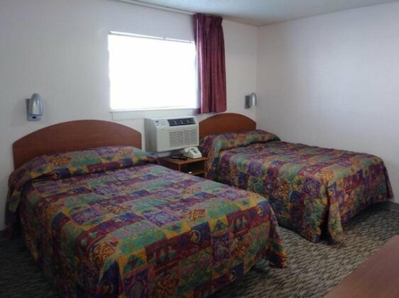 InTown Suites Extended Stay San Antonio TX- Nagogdoches Road - Photo2