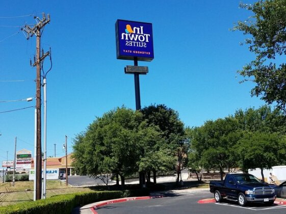 InTown Suites Extended Stay San Antonio/Leon Valley South - Photo5
