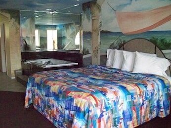 Luxury Inn and Suites Seaworld - Photo5