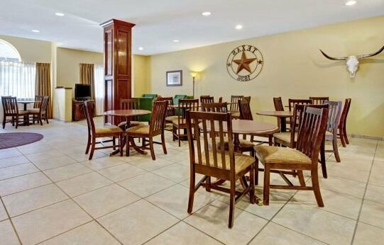 Microtel Inn & Suites by Wyndham San Antonio Airport North - Photo2