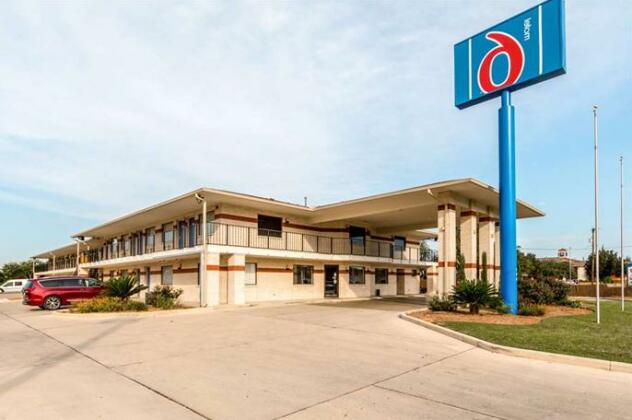 Motel 6 San Antonio - Photo2