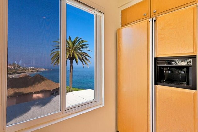 503 - Charming La Jolla Village Condo W/Endless Ocean Views Two-Bedroom Apartment - Photo4
