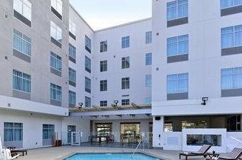 Holiday Inn Express & Suites San Diego-Circle