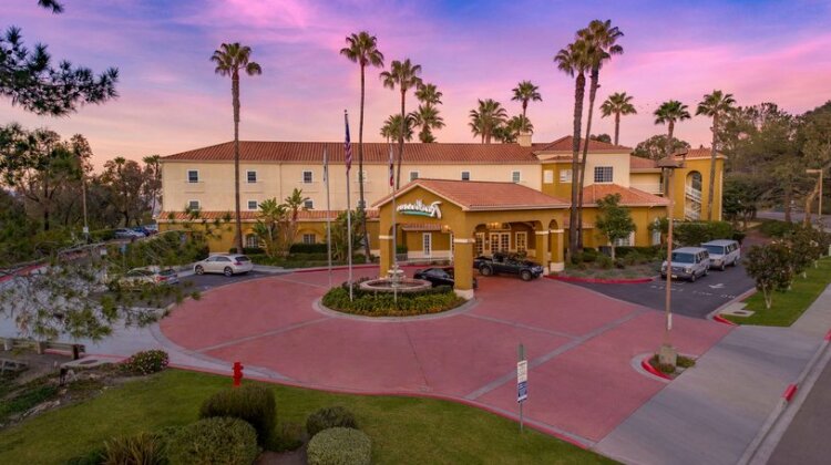 Radisson Hotel San Diego Rancho Bernardo - Photo3
