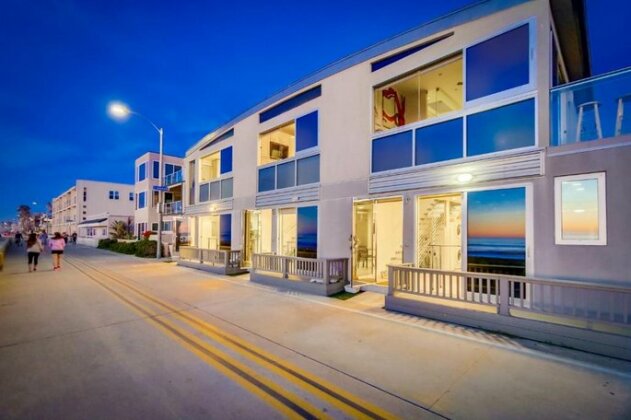 Surf Style 4 5 Bedrooms 8 Bathrooms Townhouse - Photo2
