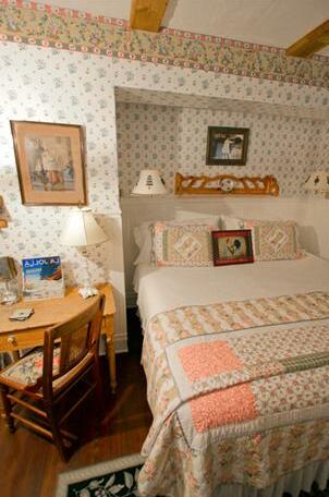 The Bed And Breakfast Inn at La Jolla - Photo3