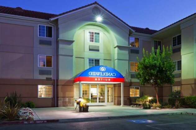 Candlewood Suites Silicon Valley - Photo2
