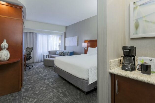 Courtyard by Marriott San Jose Campbell - Photo2