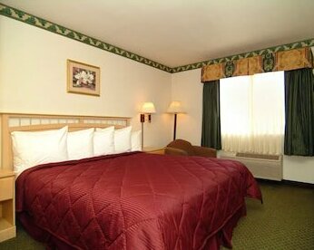 Lamplighter Inn & Suites - Photo5