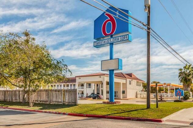 Motel 6 San Marcos TX - North - Photo3