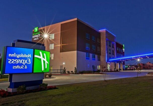 Holiday Inn Express and Suites Tulsa West / Sand Springs - Photo2