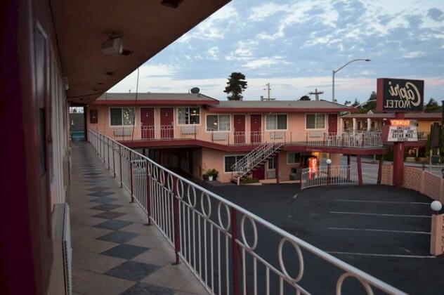 Capri Motel Santa Cruz - Photo5