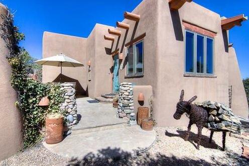 An Enchanting Casita Two-bedroom Holiday Home - Photo2