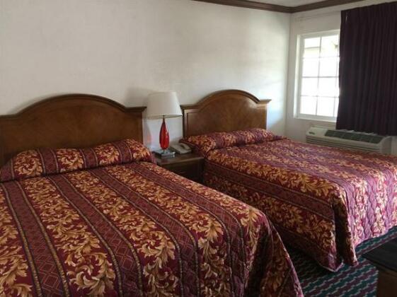 Buckboard Motel - Photo3