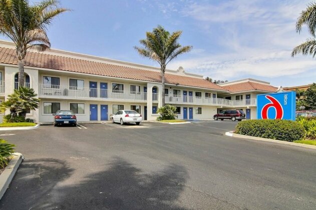 Motel 6 Santa Maria - Photo2