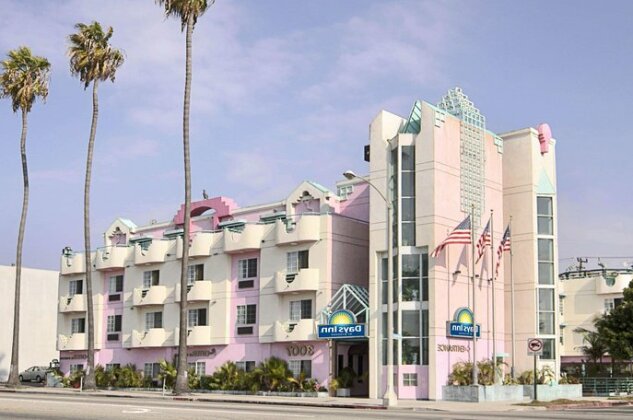 Days Inn by Wyndham Santa Monica Los Angeles - Photo4